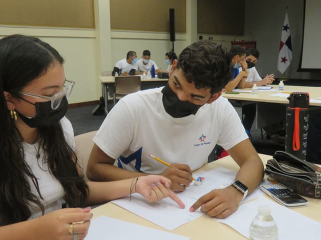 Estamos comprometidos con la educacion